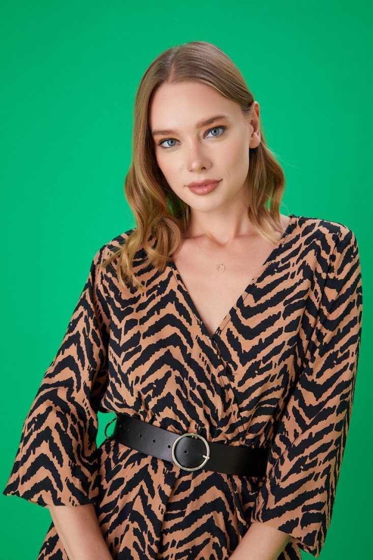 Φόρεμα με μοτίβο animal print 3 Φόρεμα με μοτίβο animal print Σε εκπληκτικές τιμές Μόνο στο FMBoutique 3
